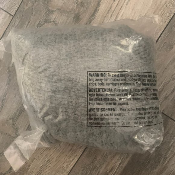 NWT DG2 BY DIANE GILMAN SEAMED BRUSHED KNIT SWEATER W/SWING HEM GRAY XS - Picture 11 of 11